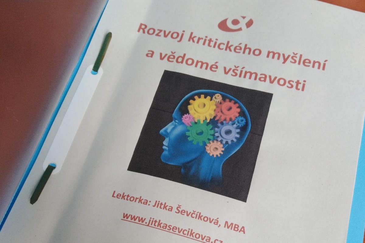 Kurz kritického myšlení.