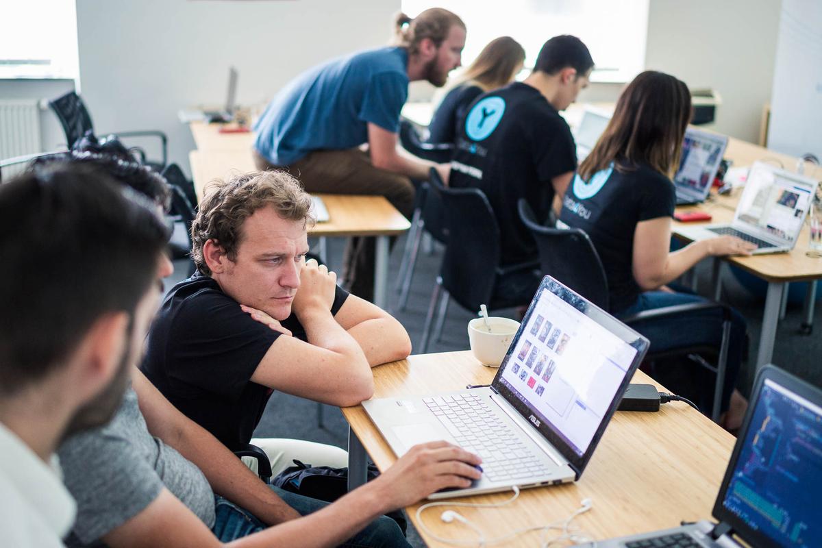 Coding Bootcamp Praha-kurzy
